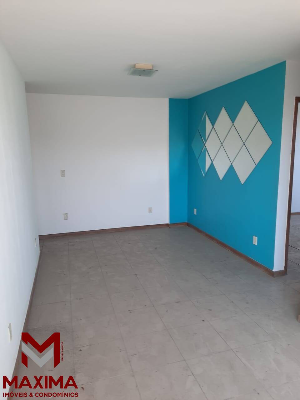 Apartamento à venda com 2 quartos, 55m² - Foto 3