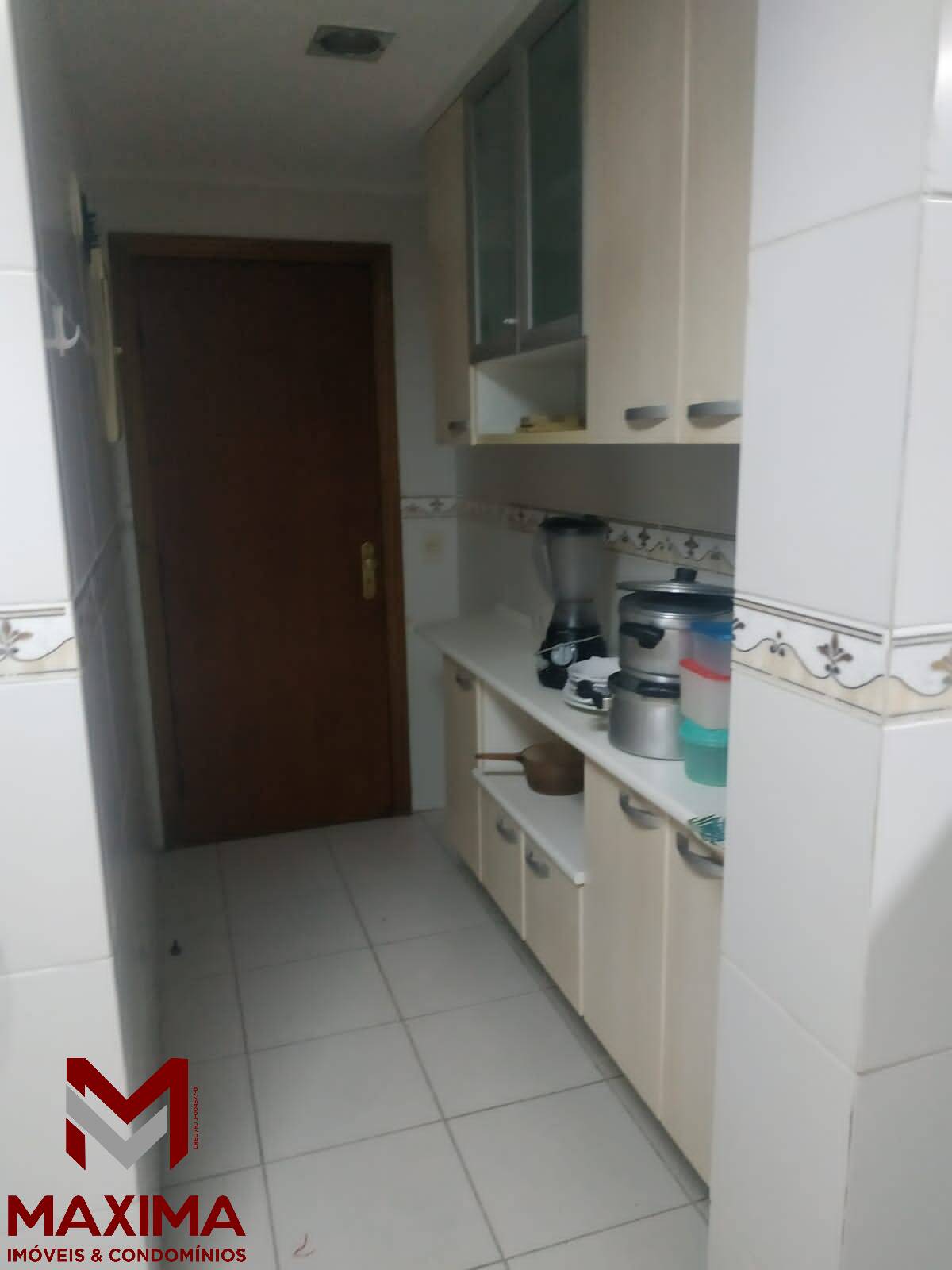 Apartamento à venda com 3 quartos, 130m² - Foto 8